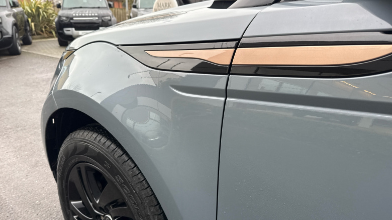 Land Rover Range Rover Evoque 2.0 D200 R-Dynamic S 5dr Auto Diesel Hatchback